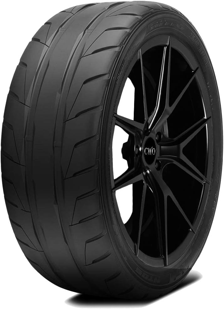 Nitto NT05 235/40R18 95W