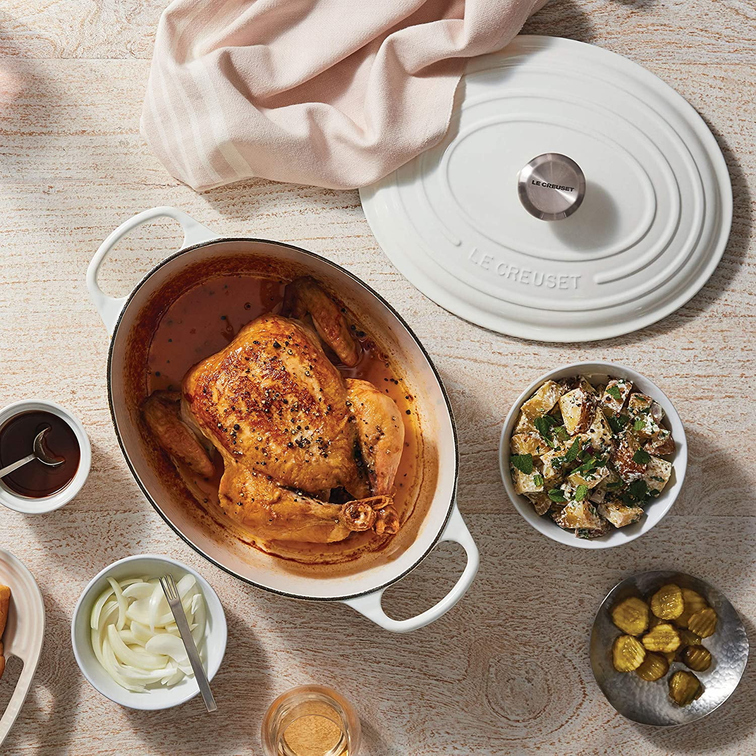Creuset 9-piece Signature Cast Iron Cookware Set (White)