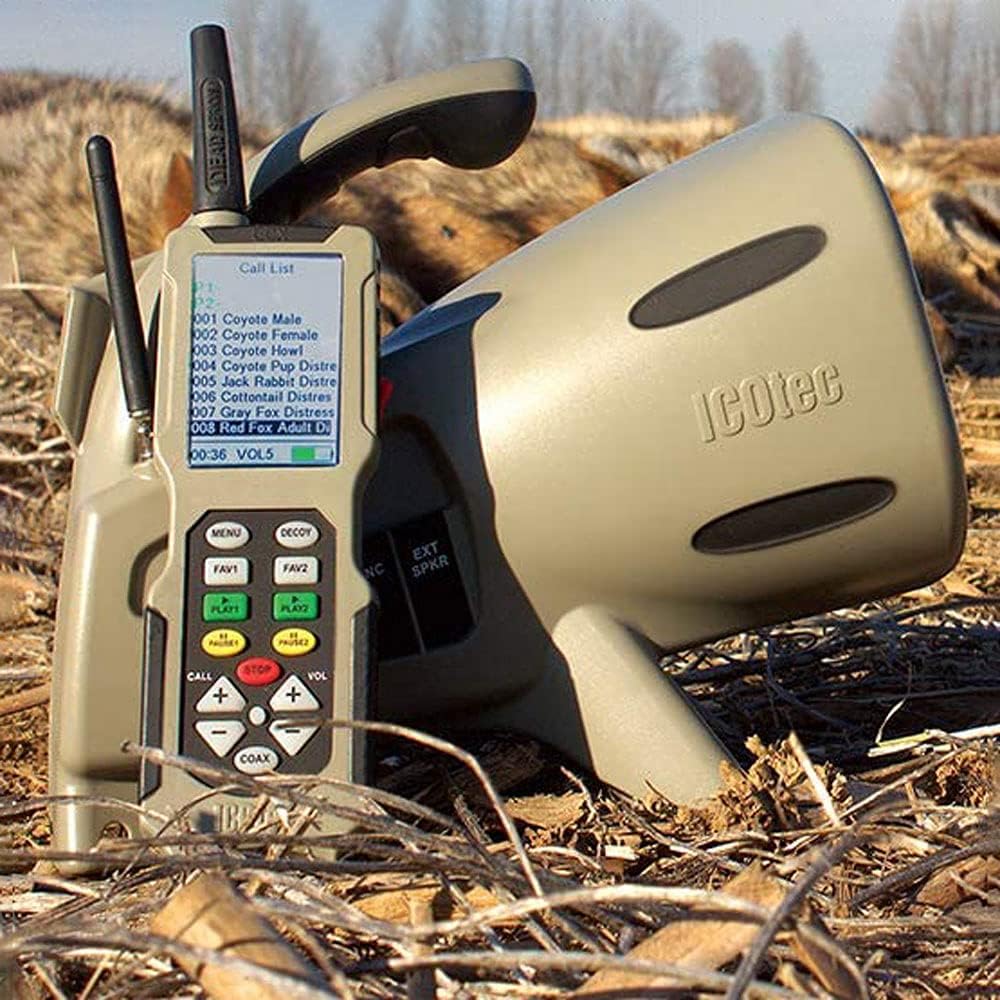 Icotec Outlaw Programmable Game Call/Decoy Combo - 240 Professional Sounds - 300 Yard Remote Range - Play 2 Sounds Simultaneously - Coyote Killing Machine