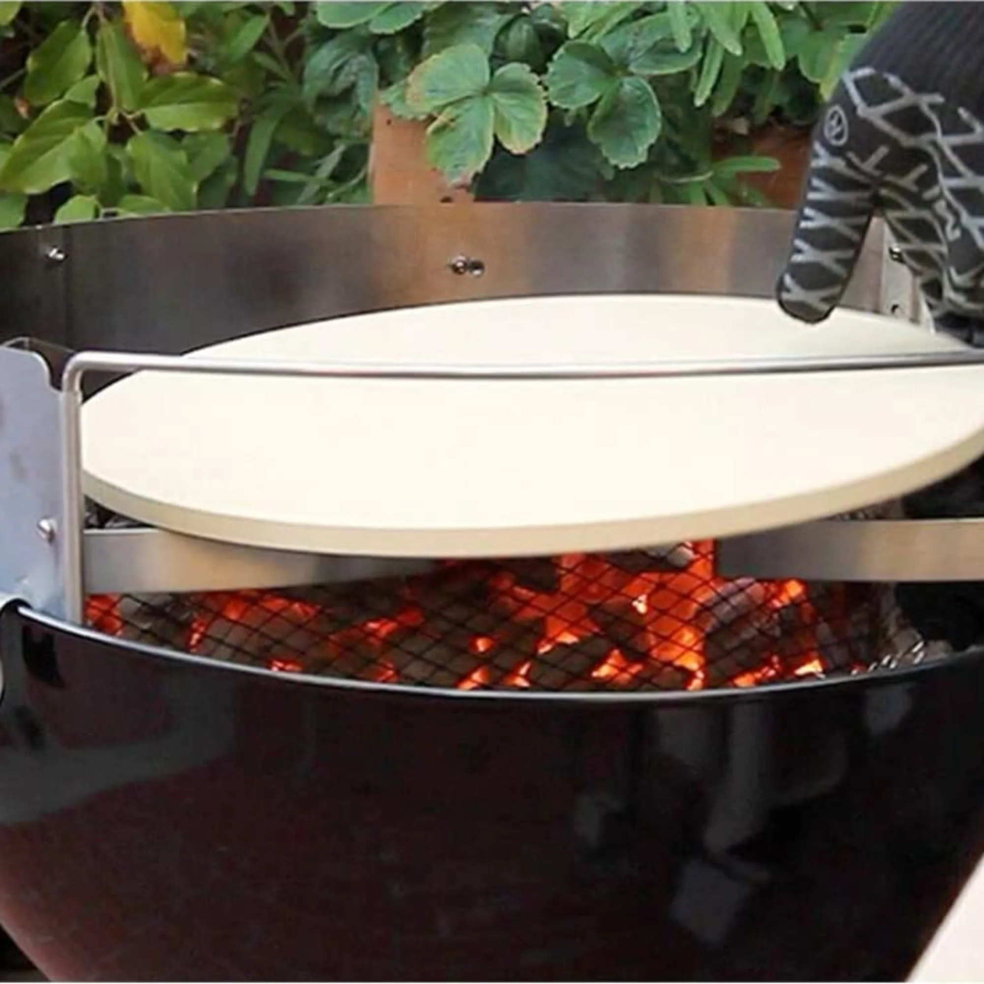 Pizzacraft PizzaQue Pizza Kit for Kettle Grills, Black