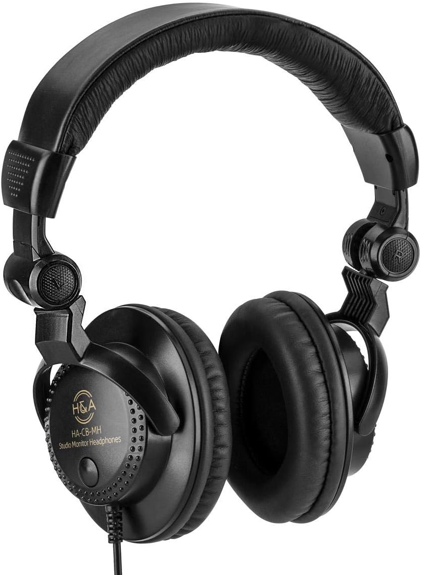 Audio-Technica AT2020 Cardioid Condenser Microphone with Vocal Recording Setup Kit
