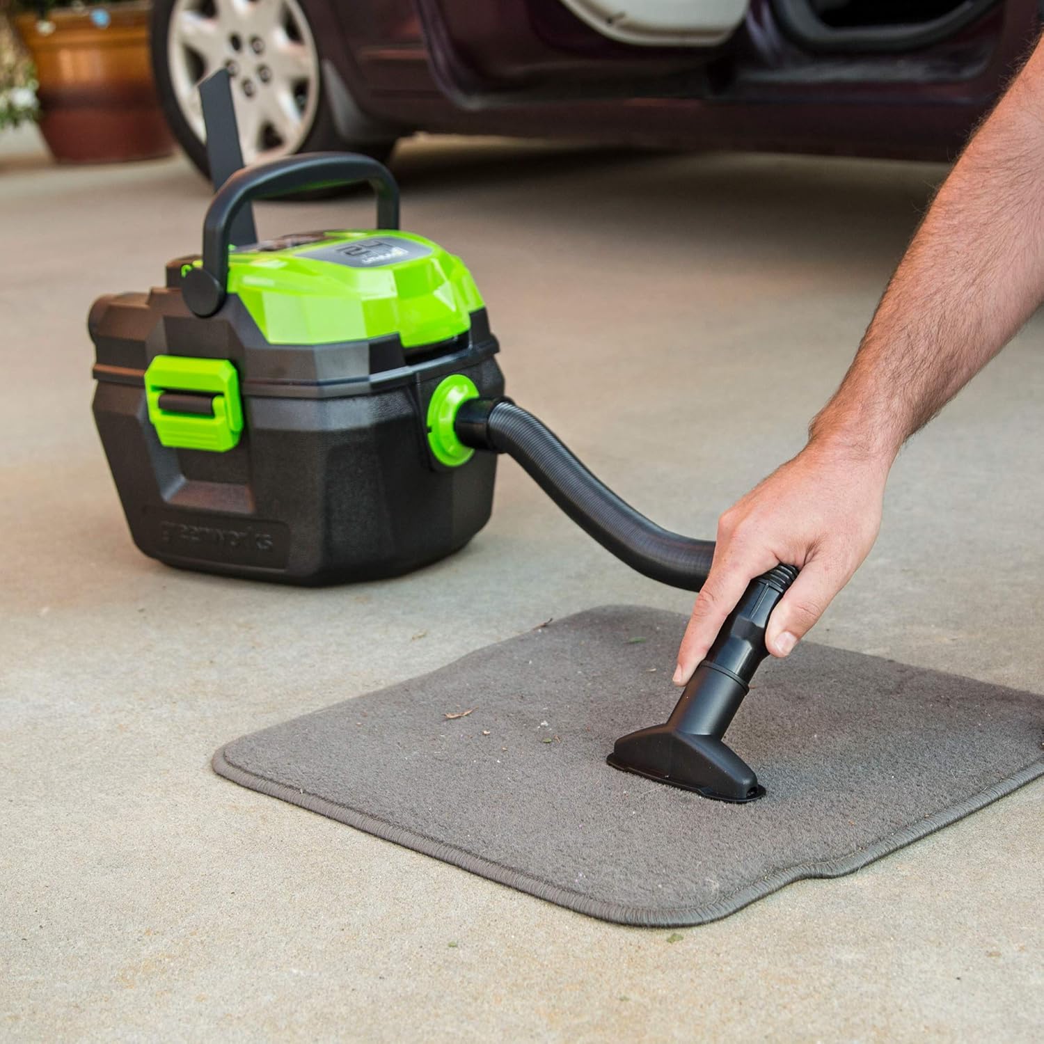 24V Cordless Wet/Dry Shop Vacuum, 2.0 Ah Battery Included BVU24211
