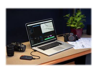 SanDisk SDSSDE80-2T00-G25 2TB Extreme Pro Portable Solid State Drive