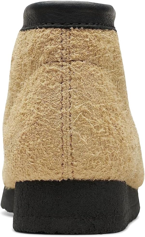 Clarks Men's Wallabee Boot Oxford, Maple/Black Suede, 10.5
