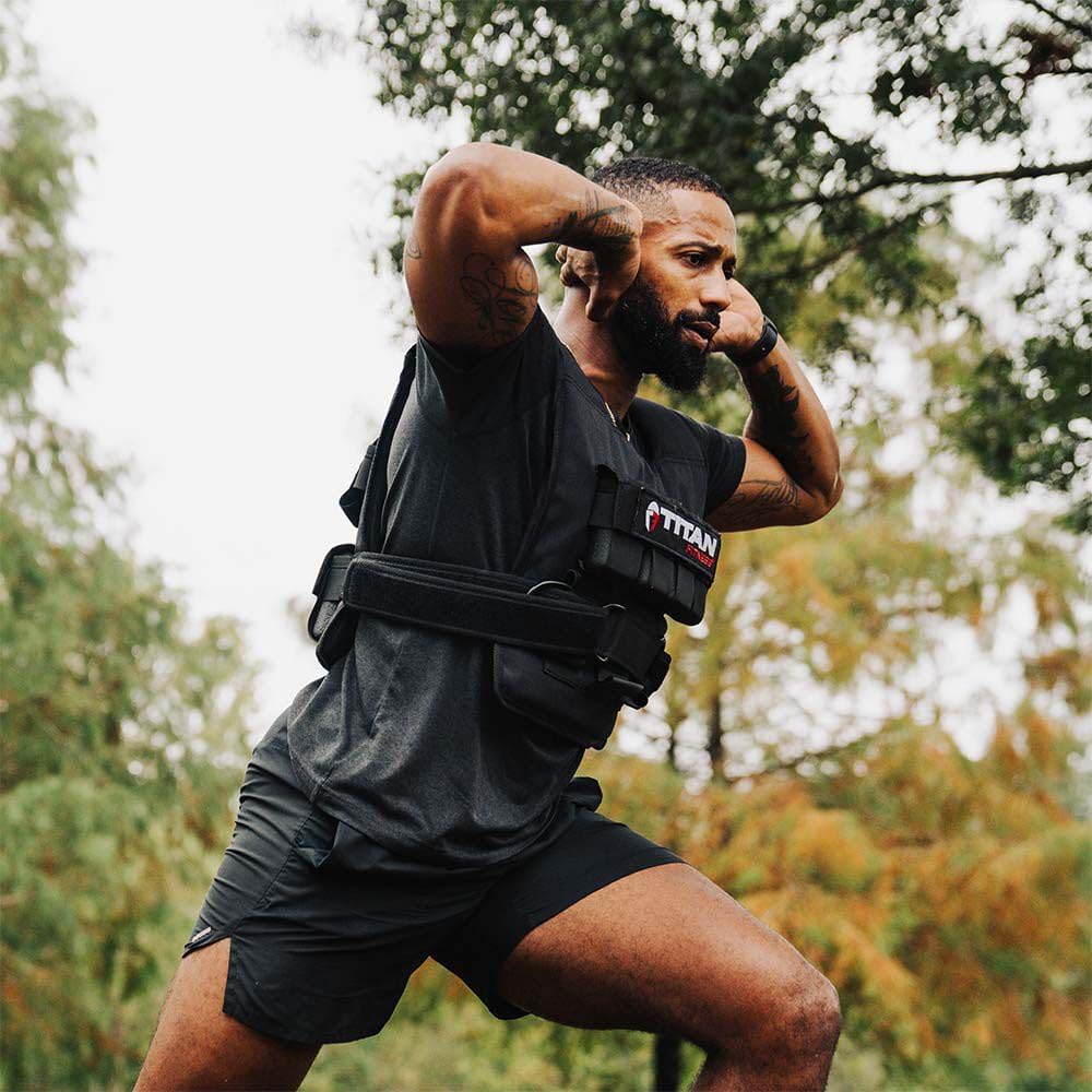 Titan Fitness Elite Series 40 LB Adjustable Weight Vest, (16) 2.5 LB Solid Cast Iron Weights, Body Weight Vests for Training Workout, Jogging, Cardio, Walking, Weighted Workout Equipment