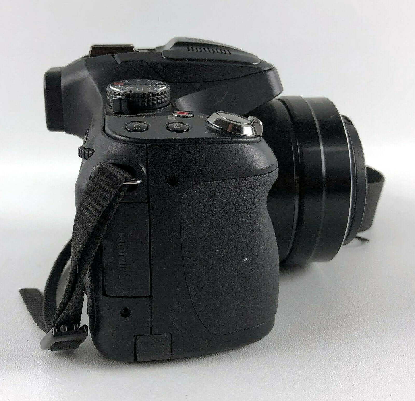 Panasonic Lumix Dmc-fz70 16.1MP Digital Camera - Has Issues * As-Is No Returns *