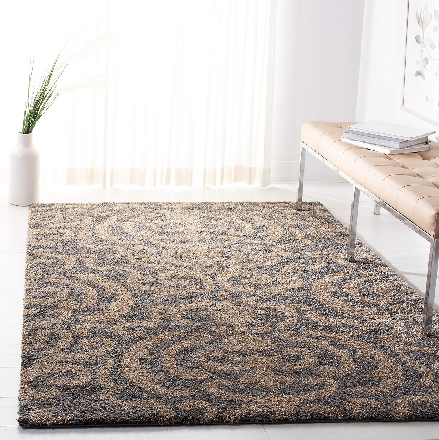 SAFAVIEH Florida Shag Collection Area Rug - 5'3" x 7'6", Grey & Beige, Damask Design, Non-Shedding & Easy Care, 1.2-inch Thick Ideal for High Traffic Areas in Living Room, Bedroom (SG462-8013)