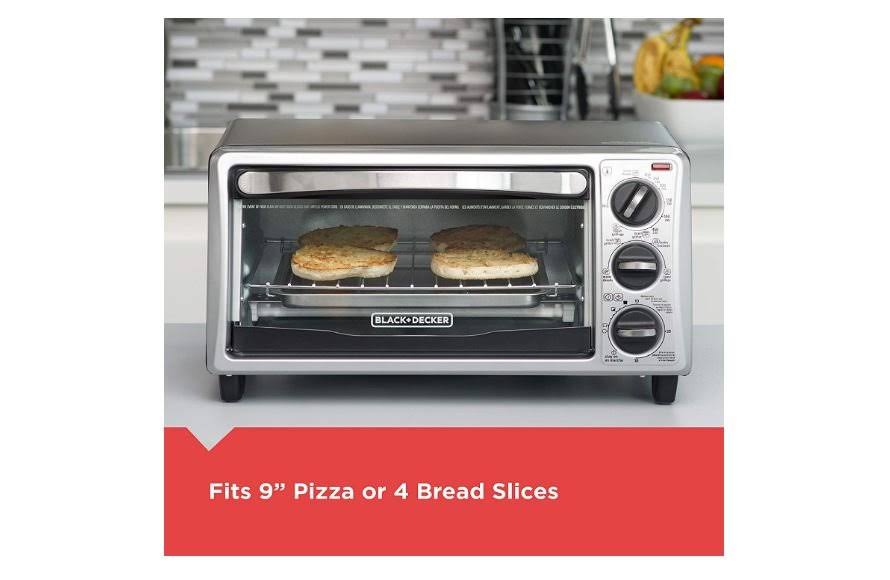 Black+decker To1313Sbd 4-Slice Toaster Oven, Includes Bake Pan,