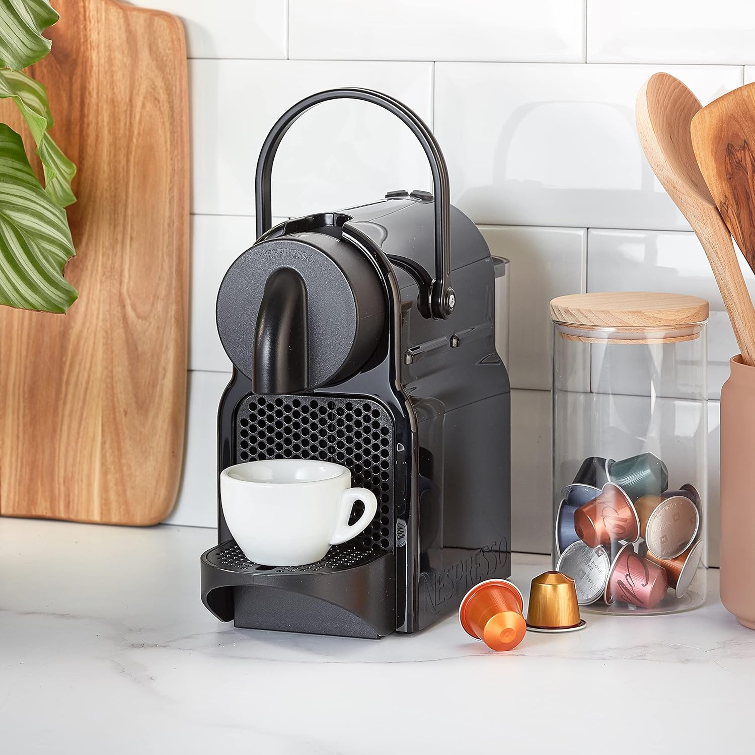 Delonghi Inissia Nespresso Black EN80B
