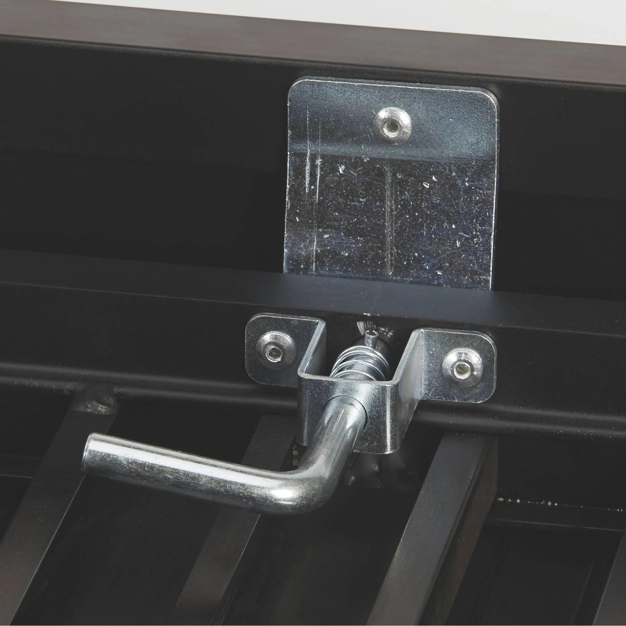 Ultra-Tow Aluminum Hitch Cargo Carrier with Ramp - 500-Lb. Capacity, Black, 60inch x 30inch x 4inch