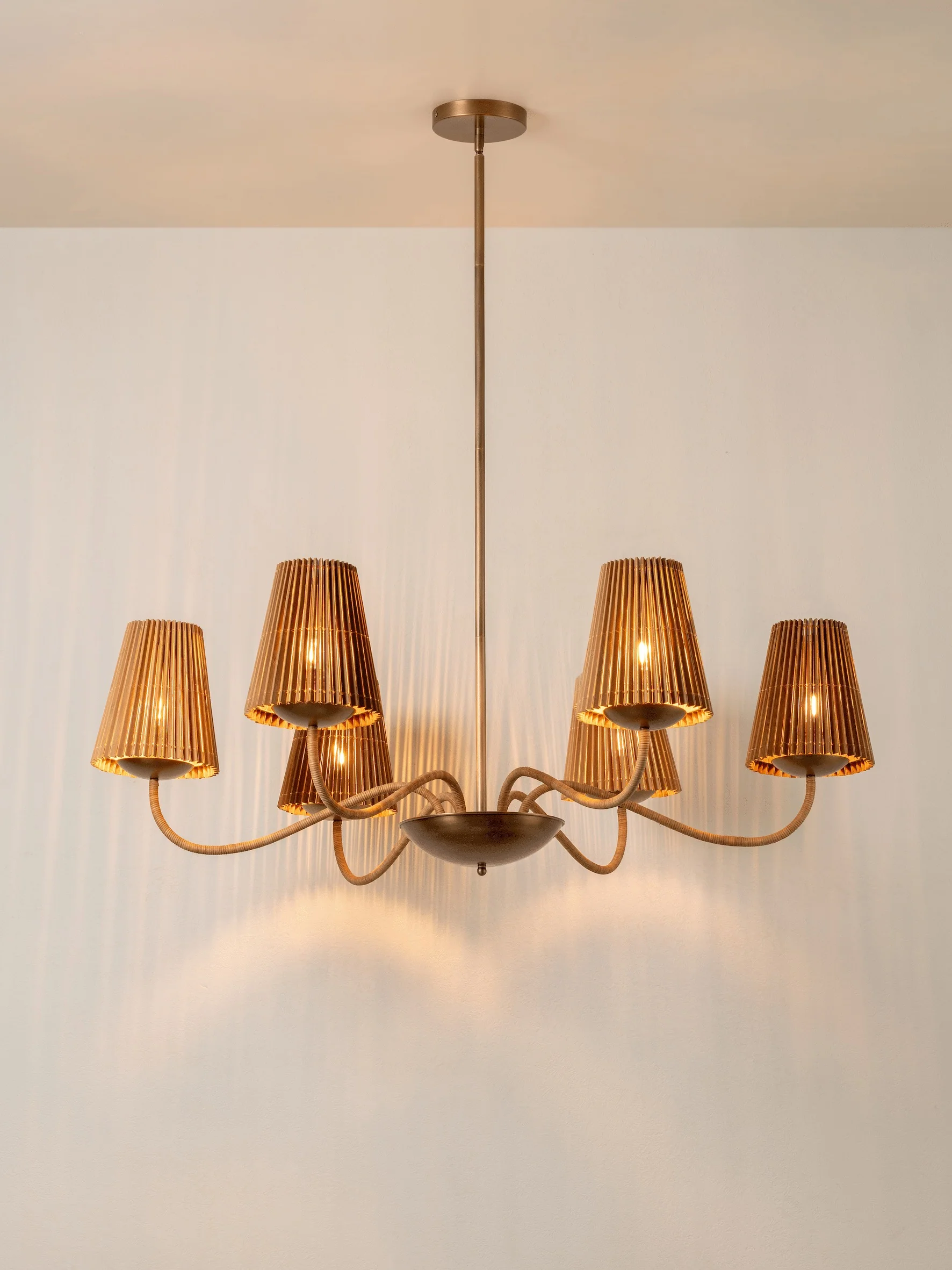Bandua chandelier