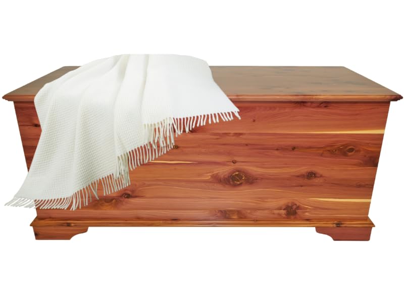 42" Heirloom Aromatic Red Cedar Hope Chest, Storage Trunk for Blankets - Amish Made in America (Large, Natural)