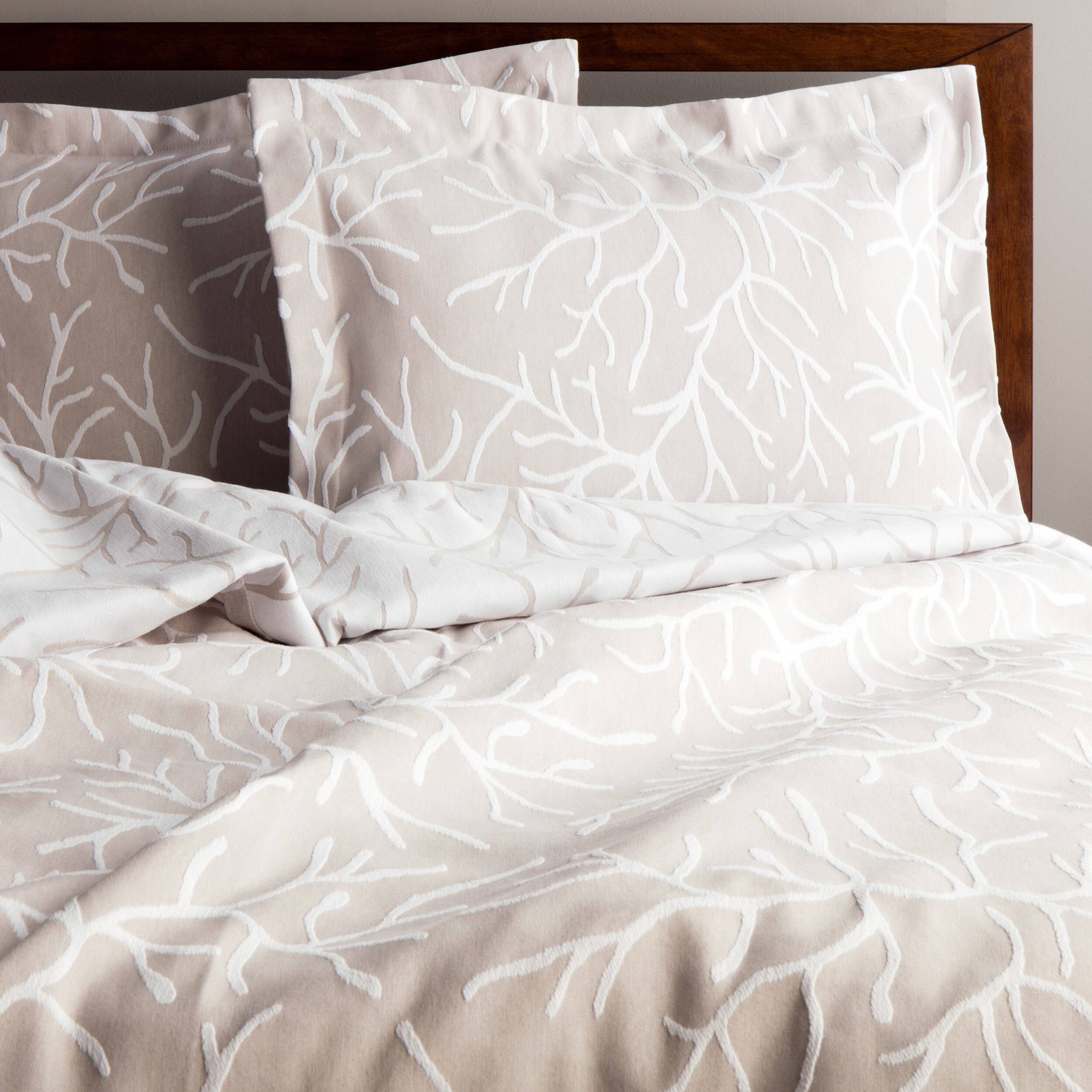 Coral Glory Coverlet Taupe Full