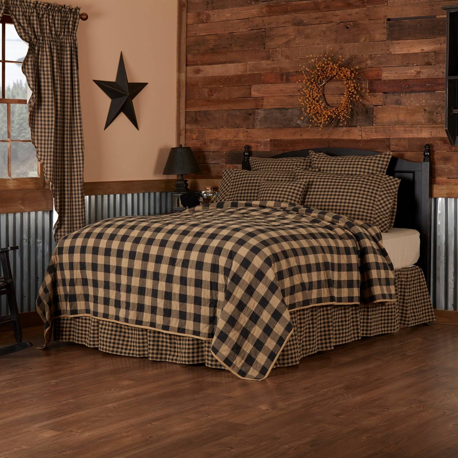 Black Check Star California King Quilt