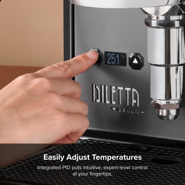 De'Longhi ECP3420 Bar Pump Espresso and Cappuccino Machine with Milk Frothing Pitcher and Espresso Glasses
