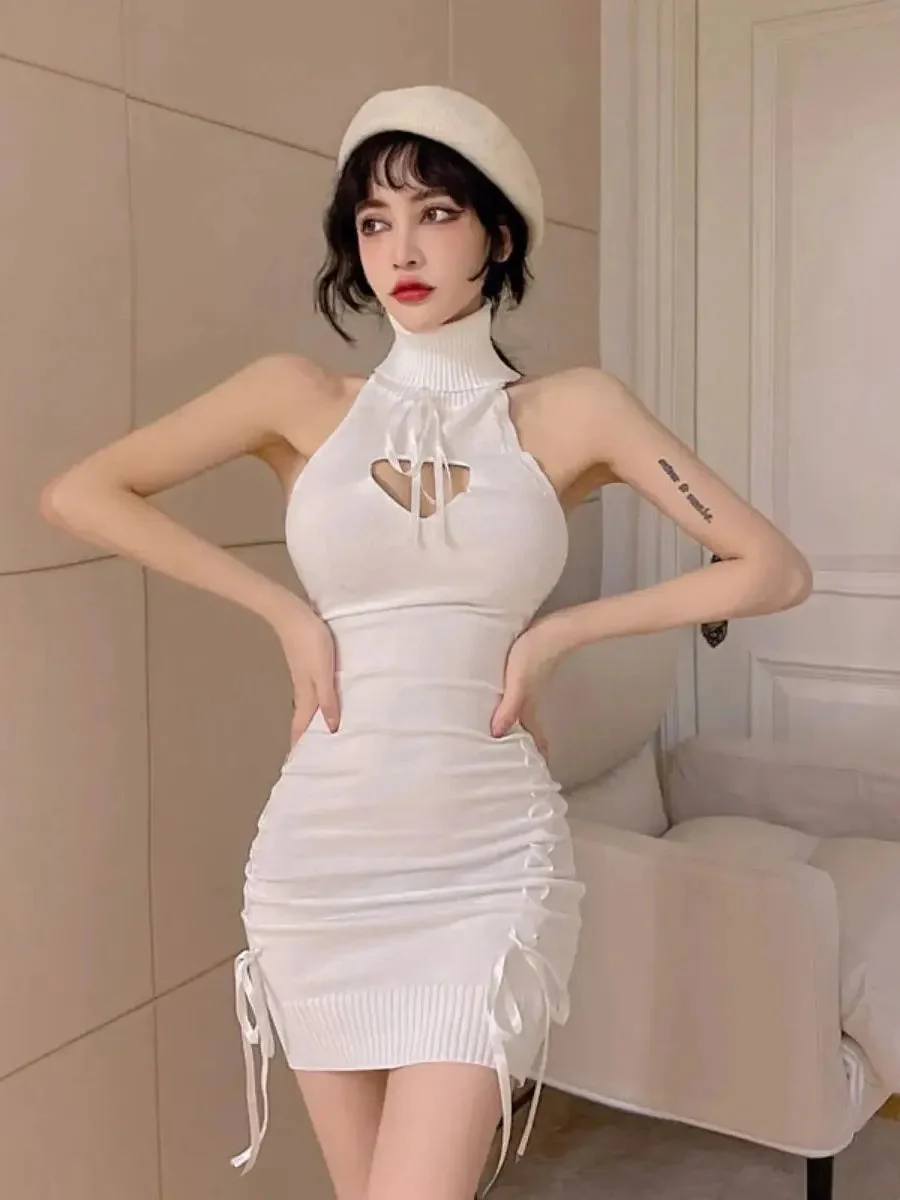 'Praise' Turtleneck Ribbon Knitted Dress