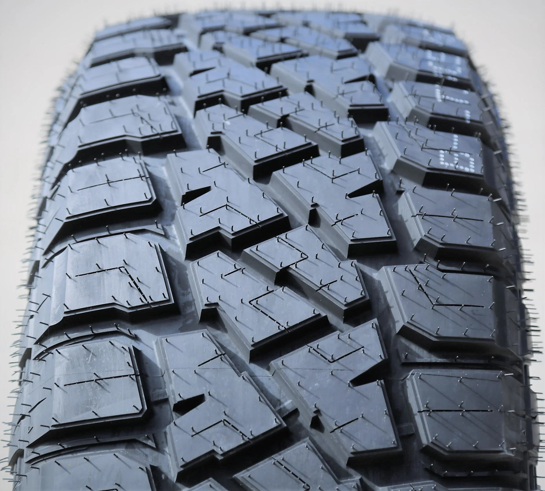 Tire Landspider Wildtraxx R/T LT 325/65R18 Load E 10 Ply RT Rugged Terrain Fits: 2023 Ram 1500 TRX