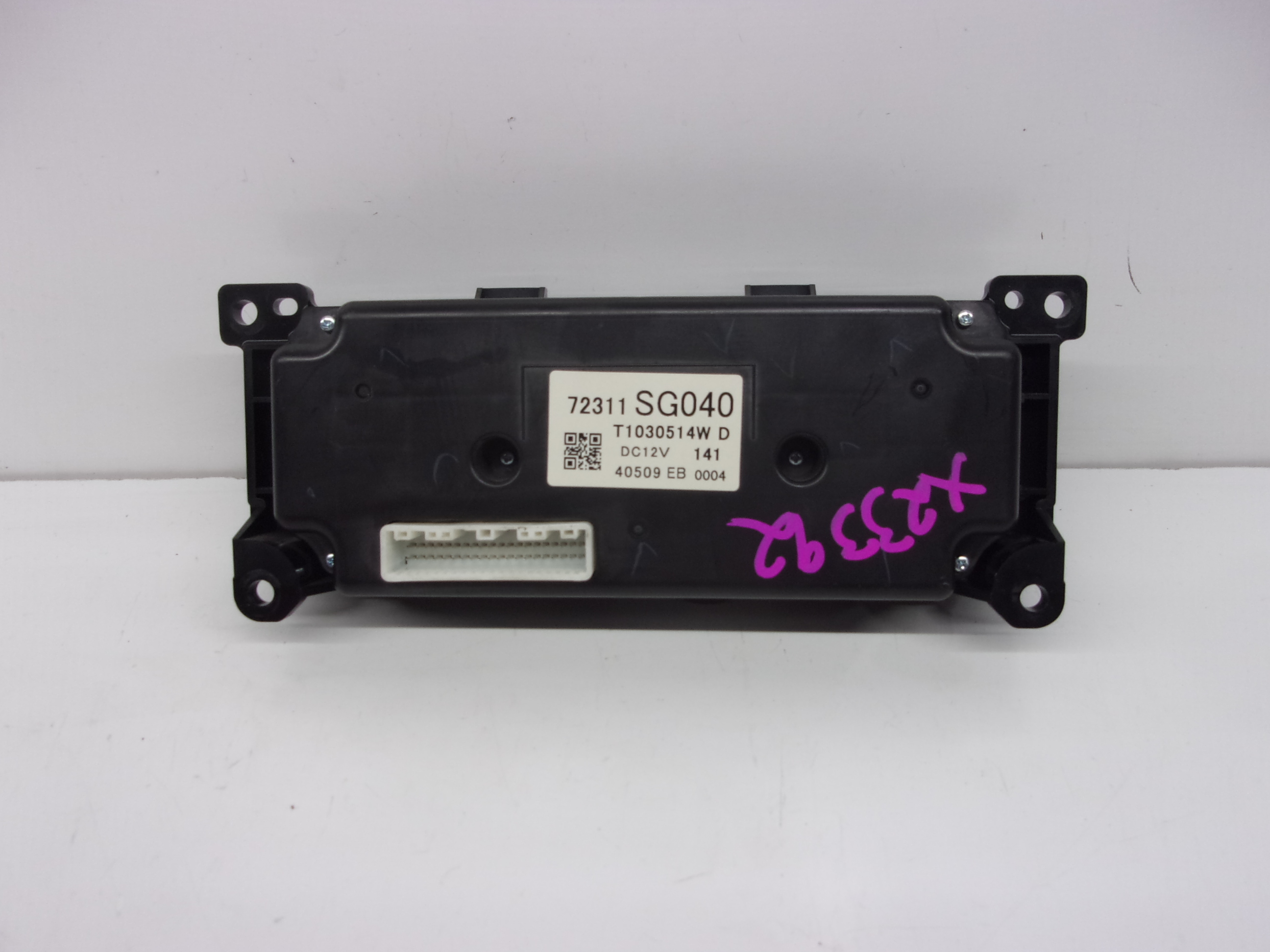 Pre-Owned 2014-2015 Subaru Forester Climate AC Heater Temperature Control 72311SG040 OEM (Good)