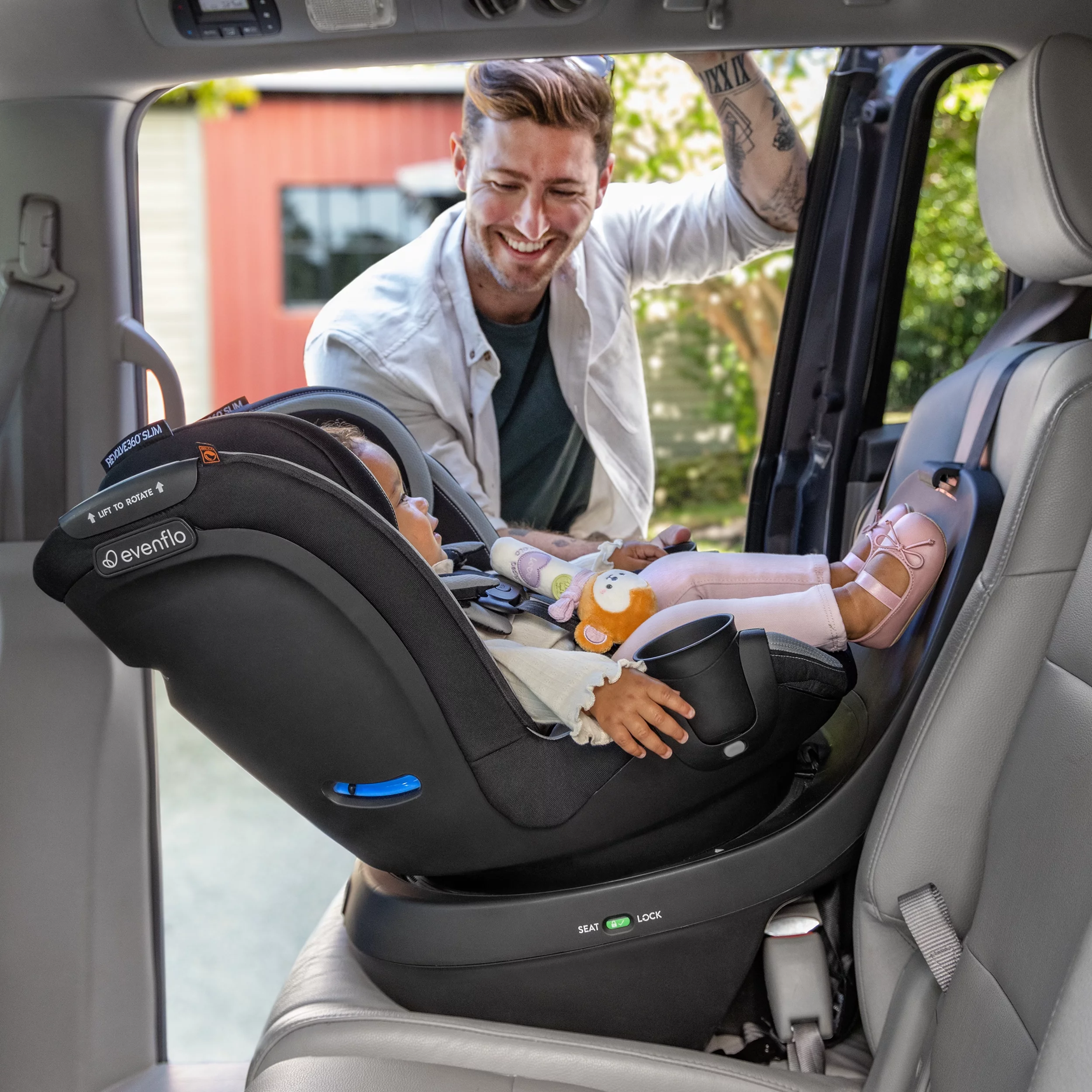Revolve360 Slim 2-in-1 Rotational Car Seat with Quick Clean Cover (Stow Blue)