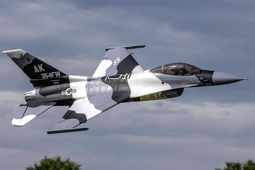 Freewing F-16 V2 Arctic Camo High Performance 70mm EDF Jet – PNP