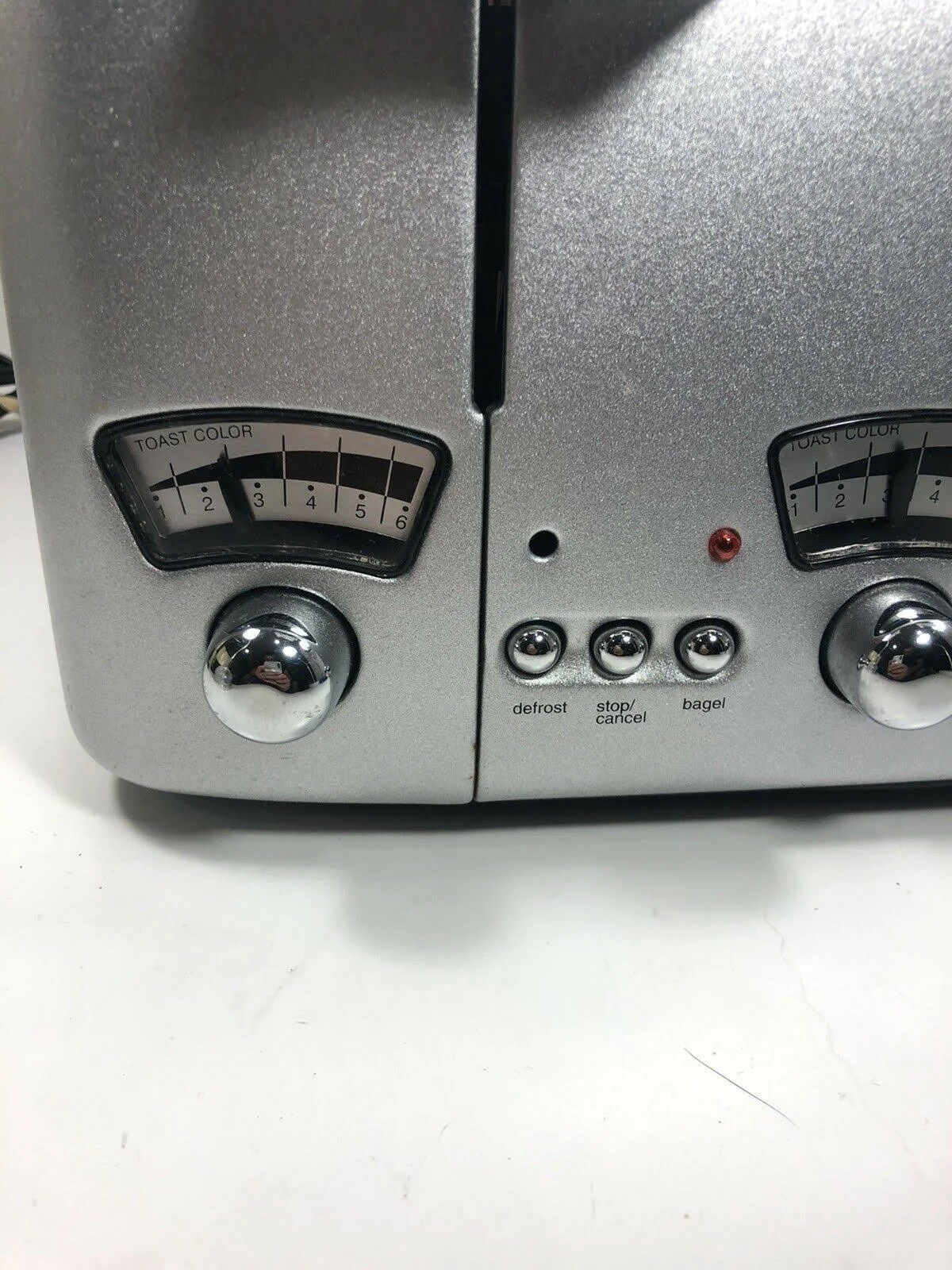 Delonghi RT400 4-Slice Retro Toaster