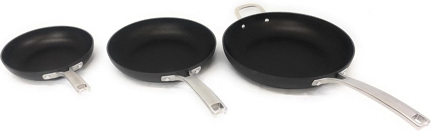 Calphalon Classic Nonstick 14 Piece Pots and Pans Cookware Set With BPA free No-Boil-Over Inserts Stay Cool Metal Handles Glass Lids