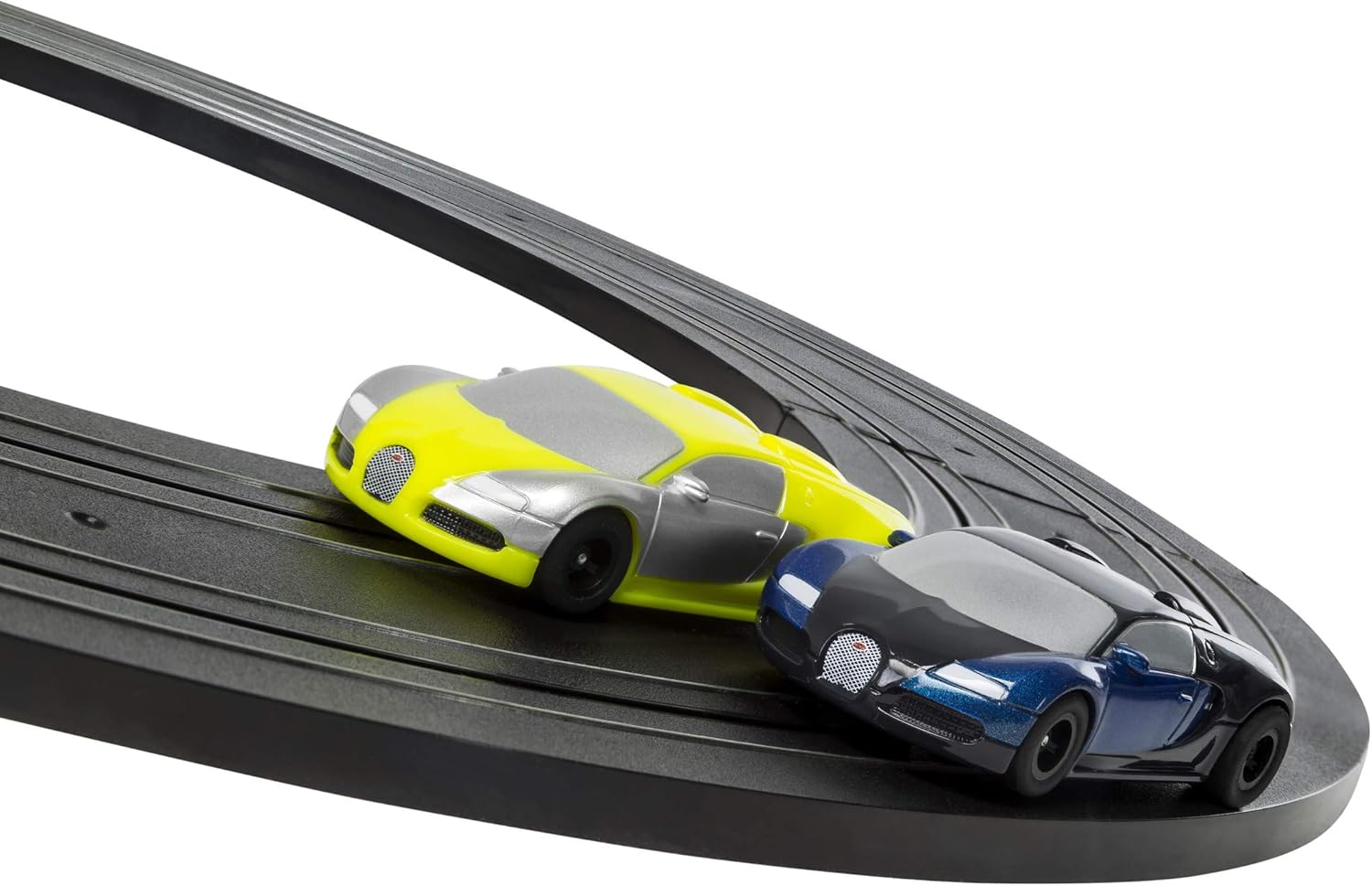 Scalextric Micro Hyper-Cars Race Slot Car Set (1: 64 Scale)