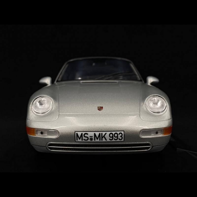 Porsche 911 Type 993 Carrera Coup�� 1993 Grey 1/18 Norev 187591