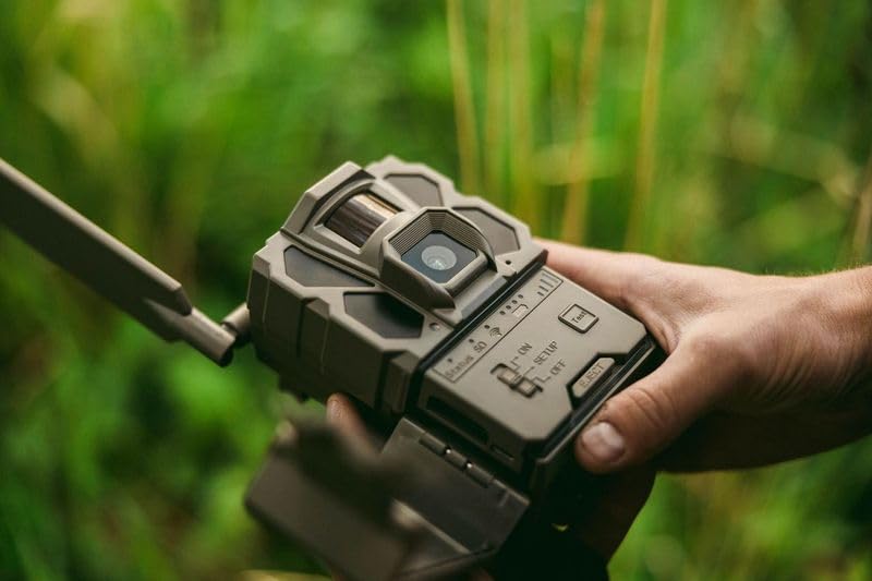 Tactacam REVEAL X Gen 3.0 Cellular Trail Camera - Multi Carrier, HD Photos & Videos, Pre-Installed Antenna, Built-in GPS, Best Battery Life, Low-Glow IR Flash, Fast Trigger Speed + 32GB SD Card (1 PK)