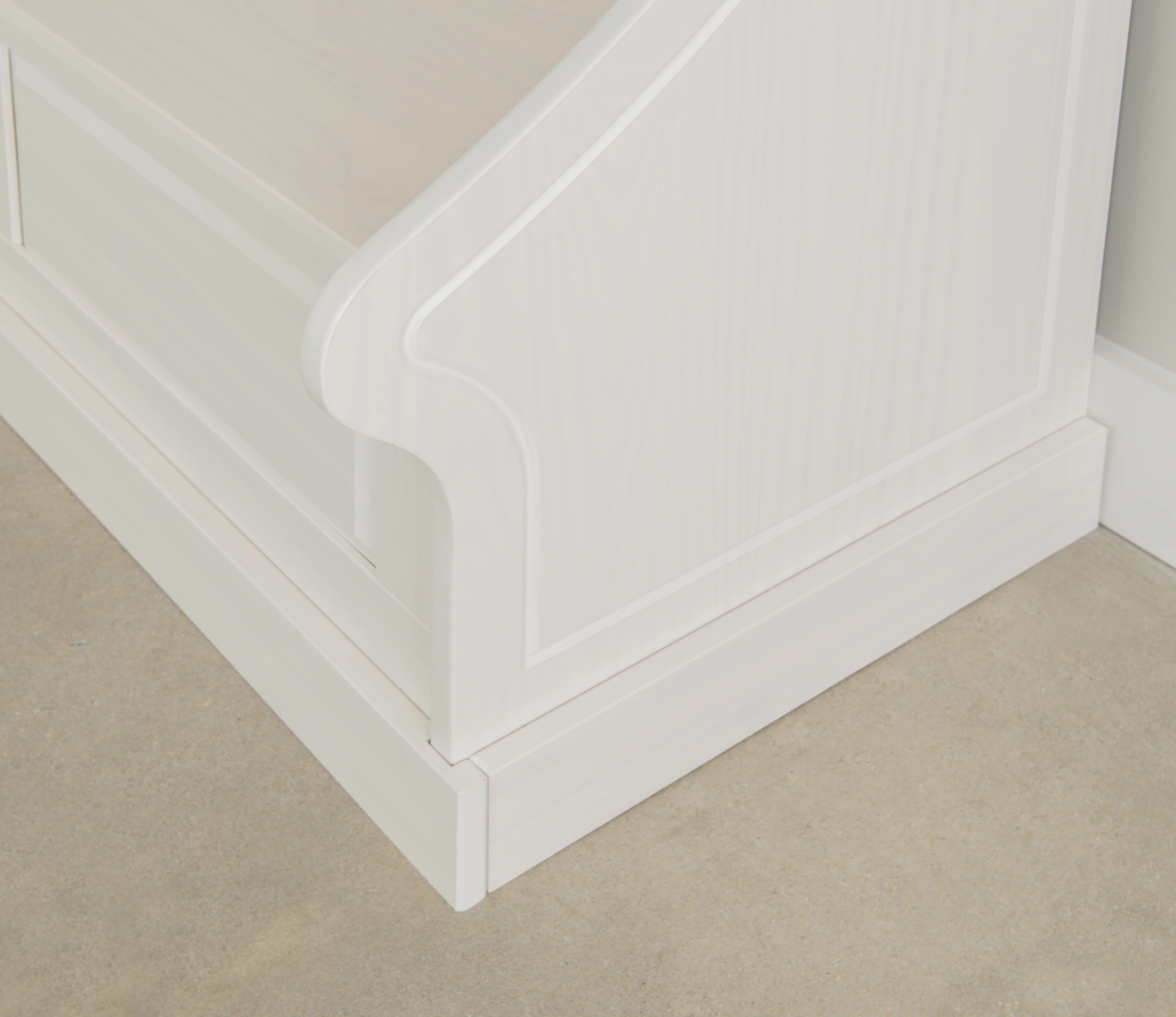 Linon Tobin Wood Corner Dining Breakfast Nook Bench with Storage, Seats 4, White Finish (Table sold separately)