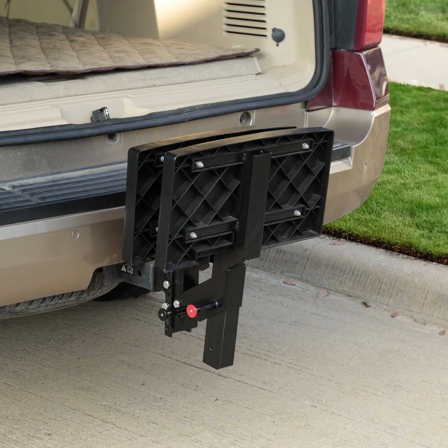 PetSafe Happy Ride Dog Hitch Step - Easy to Install on Any 2 Inch Vehicle Hitch - High-Traction Steps - Folds Down for Travel - Supports Pets up to 200 lb - Great for SUVs and Trucks