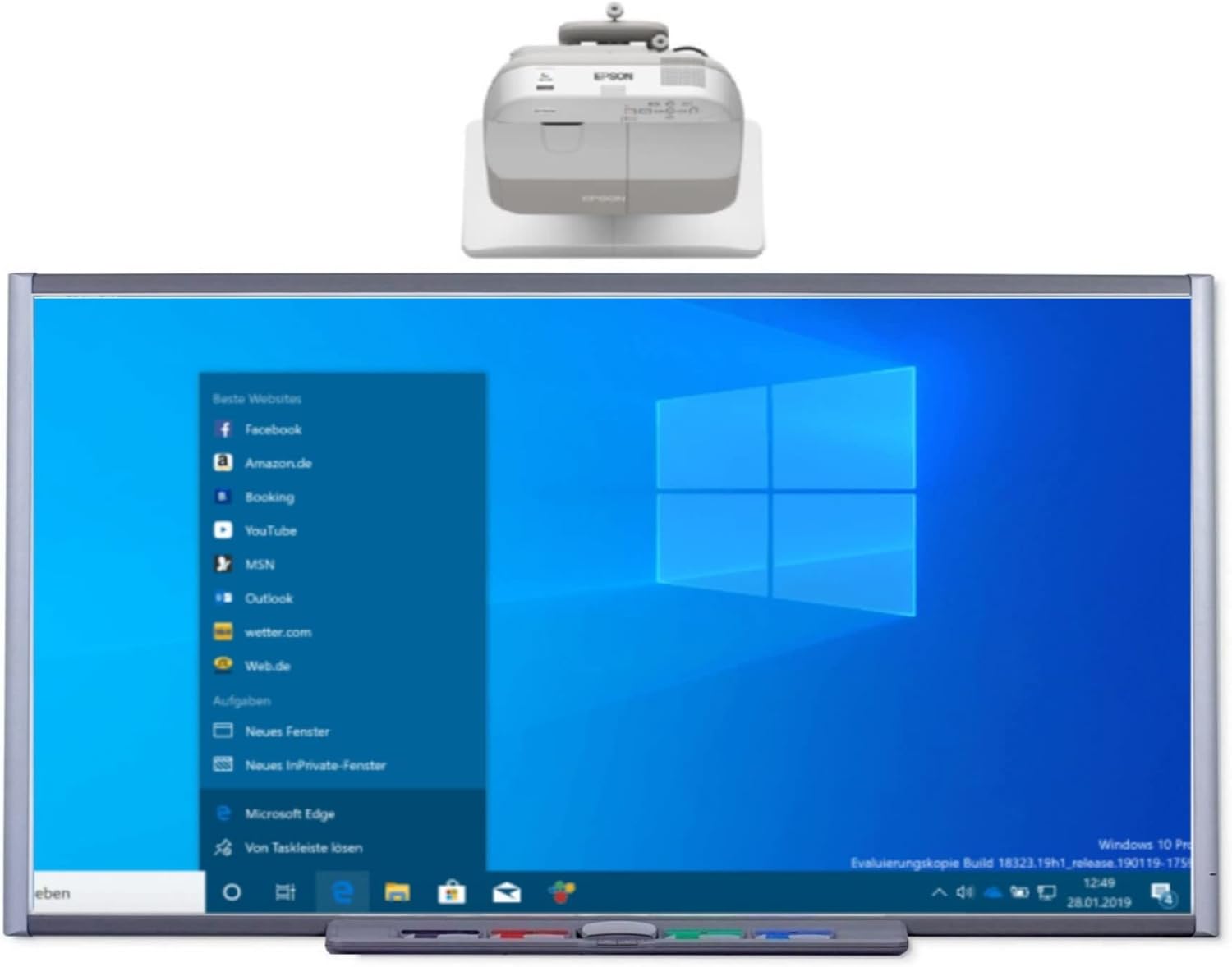 Interactive Smart Board with UST Projector for Classroom/Collaboration Presentation and Meetings