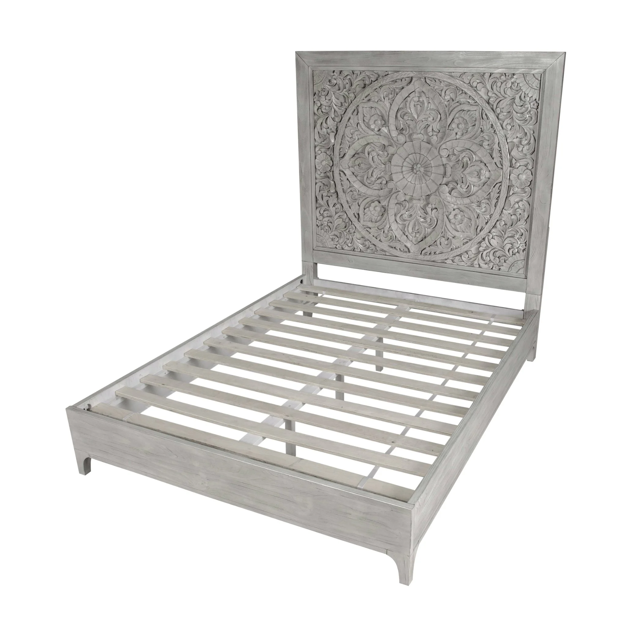 Modus Boho Chic 6 PC Queen Bedroom Set w Chest in Washed White
