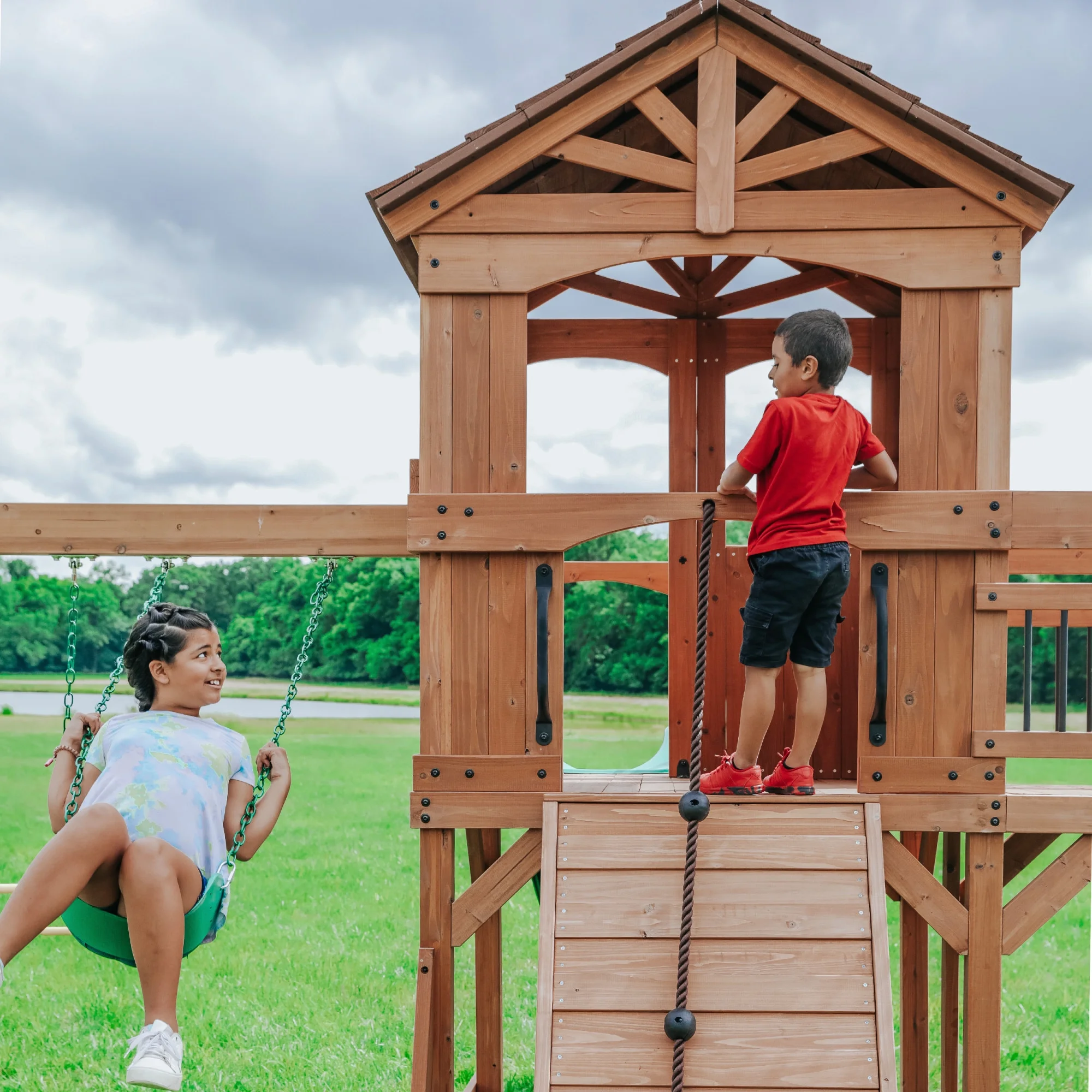 Backyard Discovery Sterling Point Swing Set
