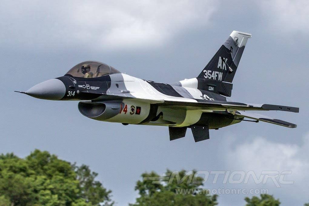 Freewing F-16 V2 Arctic Camo High Performance 70mm EDF Jet – PNP