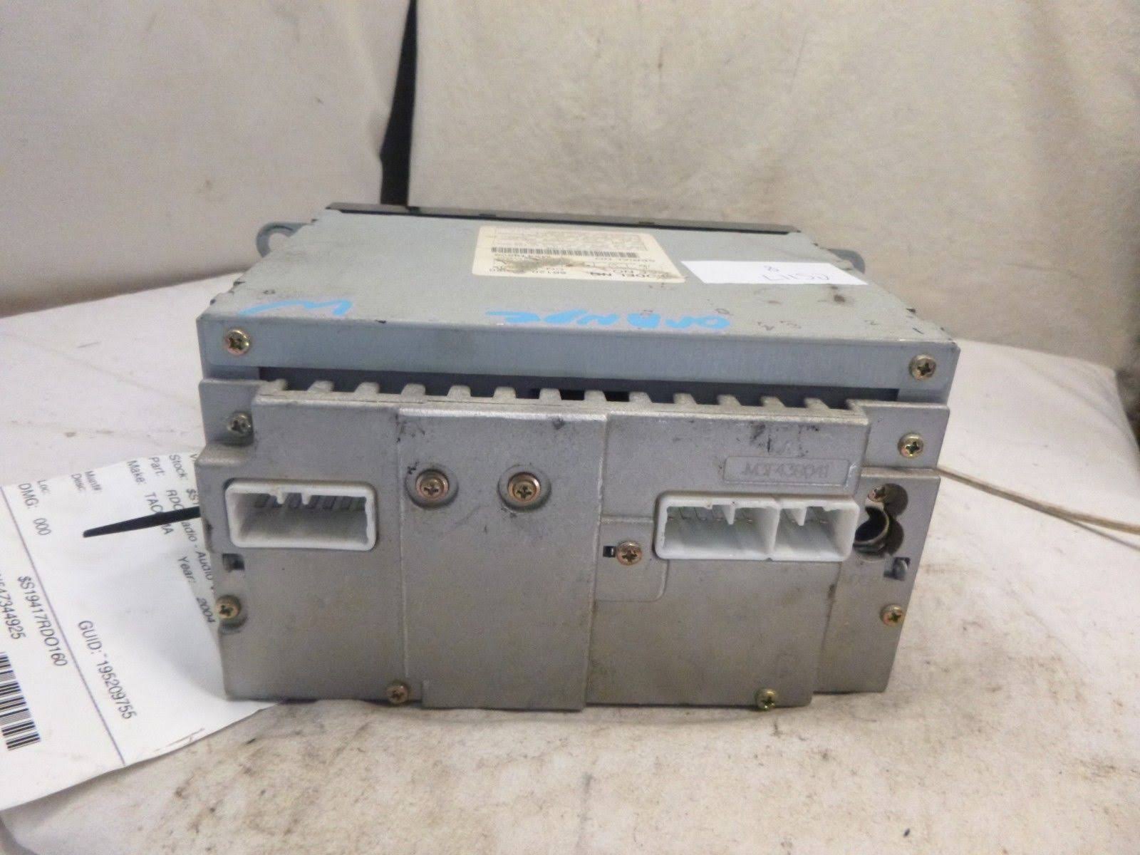 Toyota Factory Radio Single Disc CD Cassette Player 86120-AD040 A56815 Cs117