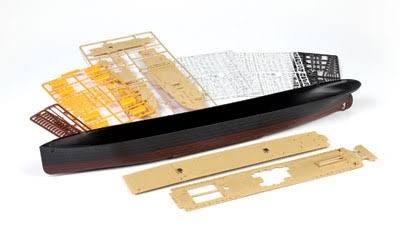 Doyusha 300152 R.M.S. Titanic 1/400 Scale Plastic Kit - Plaza Japan