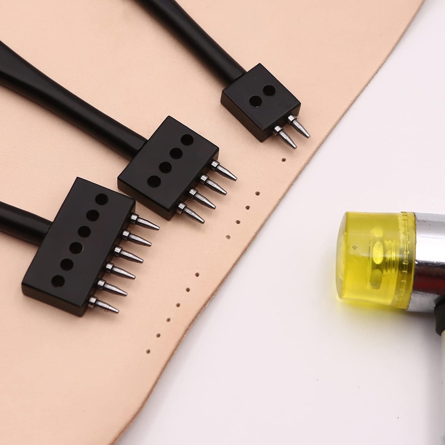 N/C Leather Craft Tool Hole Punches 4MM 2/4/6 Prong Row Hole Puncher Tool for Belts Watch Bands of Suture Leather Working DIY.(Black)