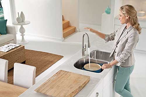 Moen Arbor Matte Black One-Handle Pulldown Kitchen Sink Faucet Featuring Power Boost and Reflex Docking System, Black Kitchen Faucet with Pull Down Sprayer, 7594BL