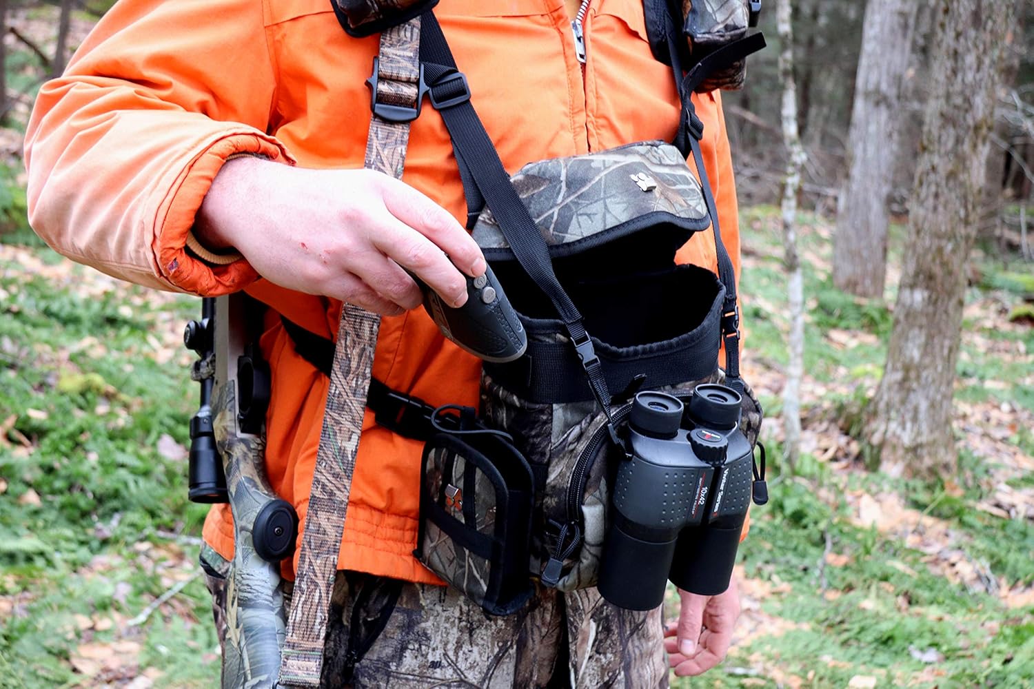 Binoculars Harness Case pack, Bino Pack with Rangefinder Compartment - Detachable Molle Compartments Camouflage for Hunting, Hiking and Birdwatching