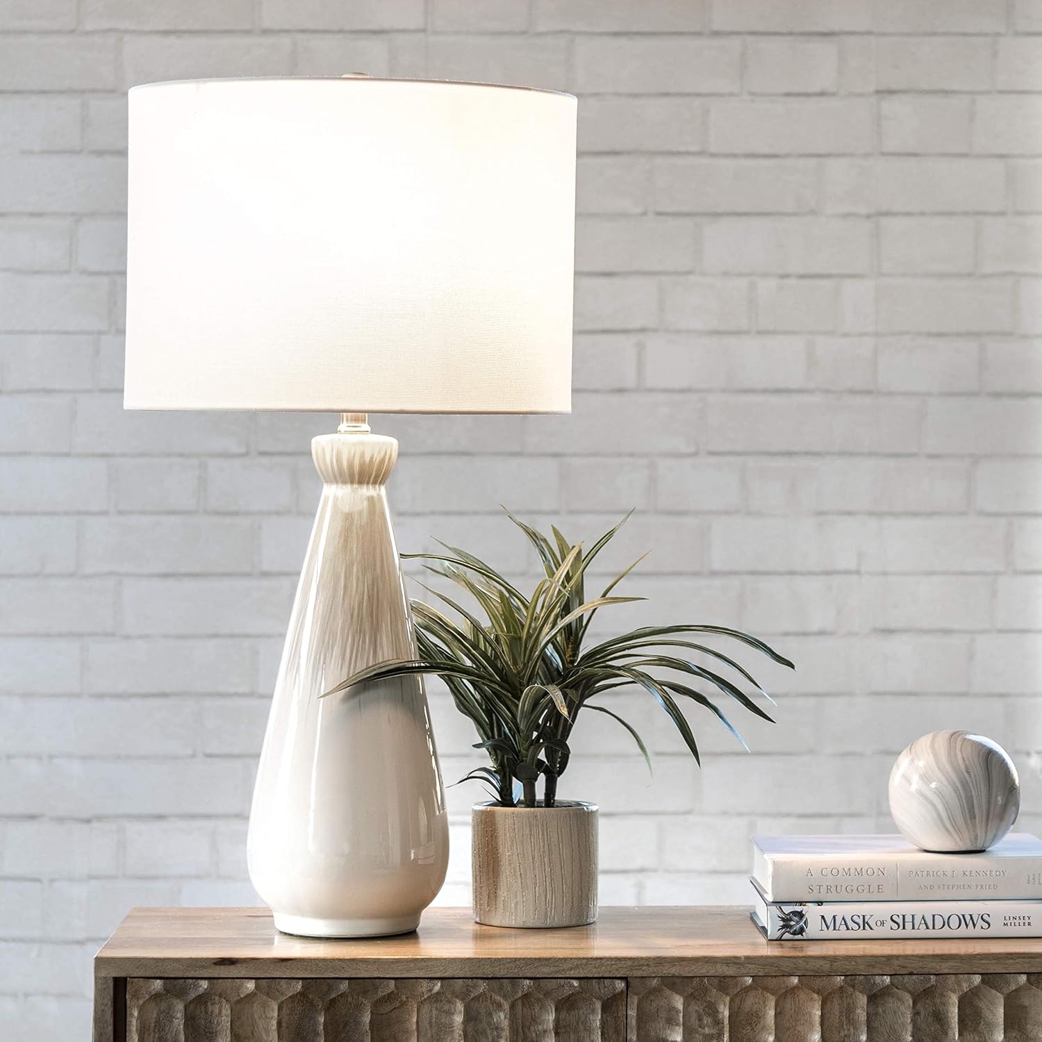 nuLOOM Carmel 27 Ceramic Table Lamp