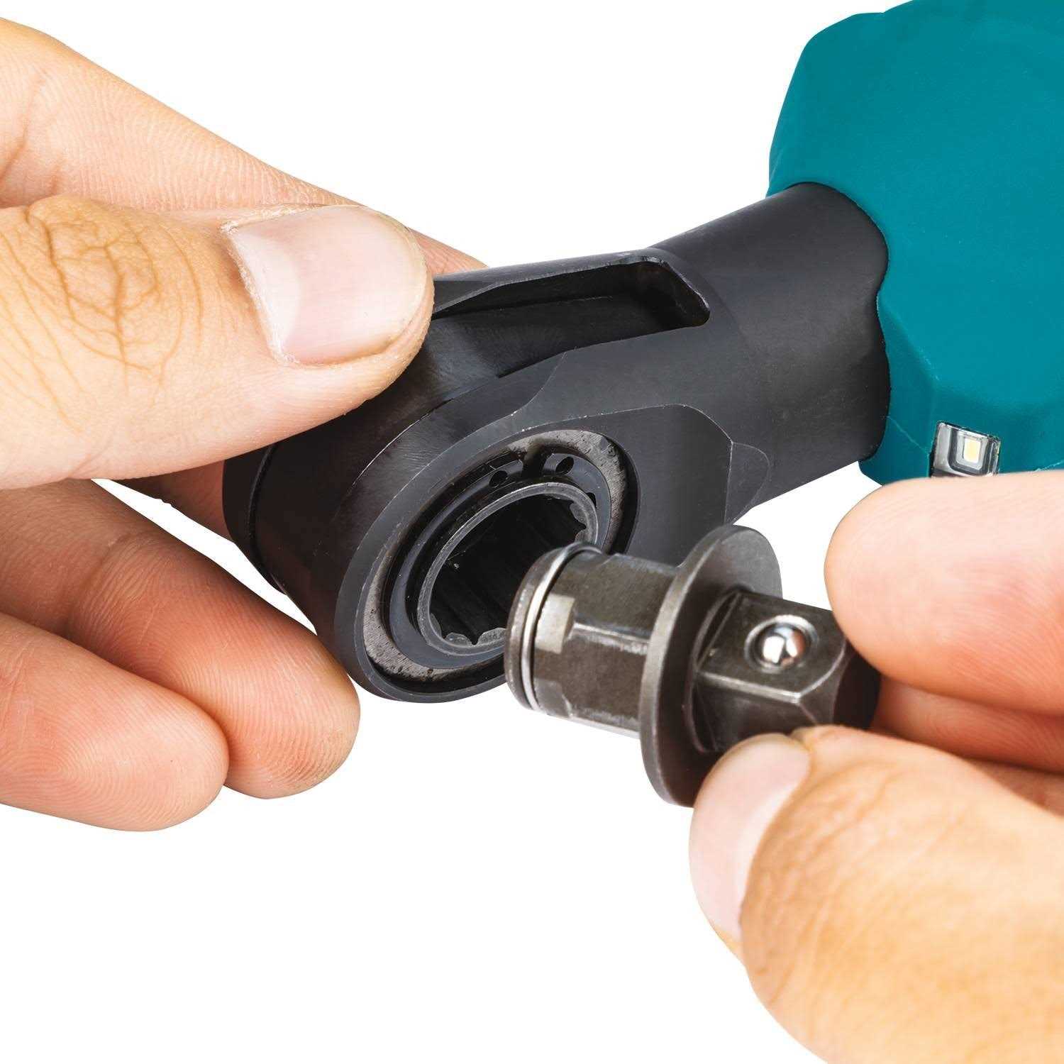 Makita XRW01Z 18V LXT Lithium-Ion Cordless 3/8 / 1/4 Sq.Drive Ratchet