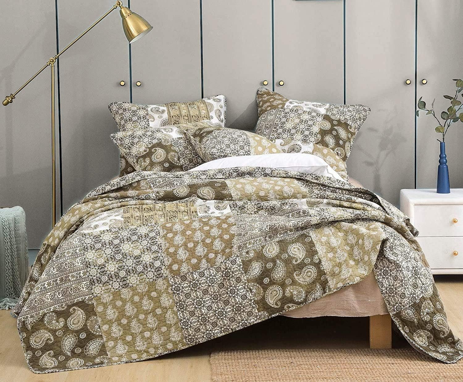 DaDa Bedding Bohemian Cotton Real Patchwork Floral Quilt Bedspread - Moroccan Dreams Filigree Paisley Olive Green Brown - Reversible Multi-Colorful Rustic Quilted Coverlet Set - Queen - 3-Pieces