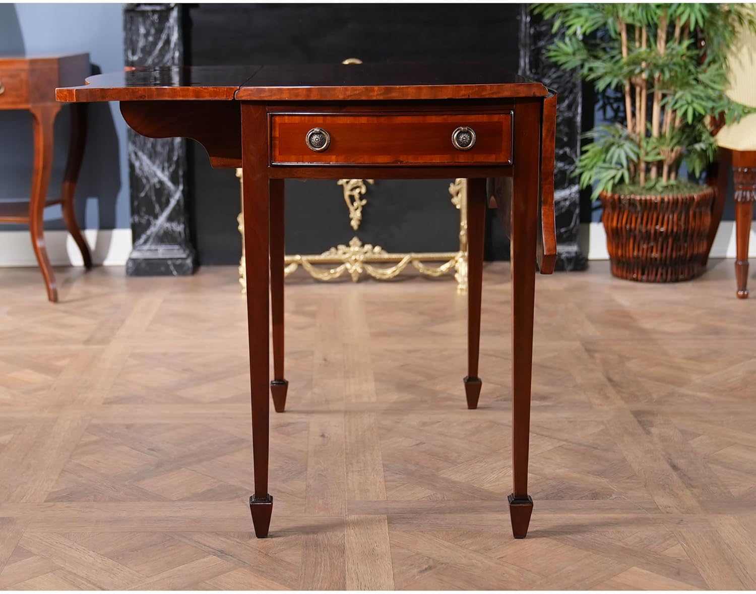 NSI051 Mahogany Pembroke Table