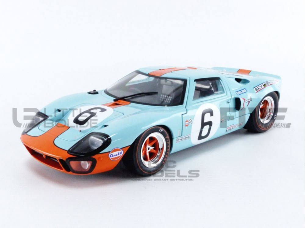 Ford GT40 Mk1 #6 Ickx - Olivier Gulf Winner 24 Hours of Le Mans (1969) Competition Series 1/18 Diecast Model Car by Solido