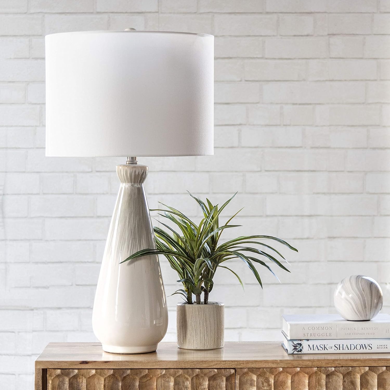 nuLOOM Carmel 27 Ceramic Table Lamp