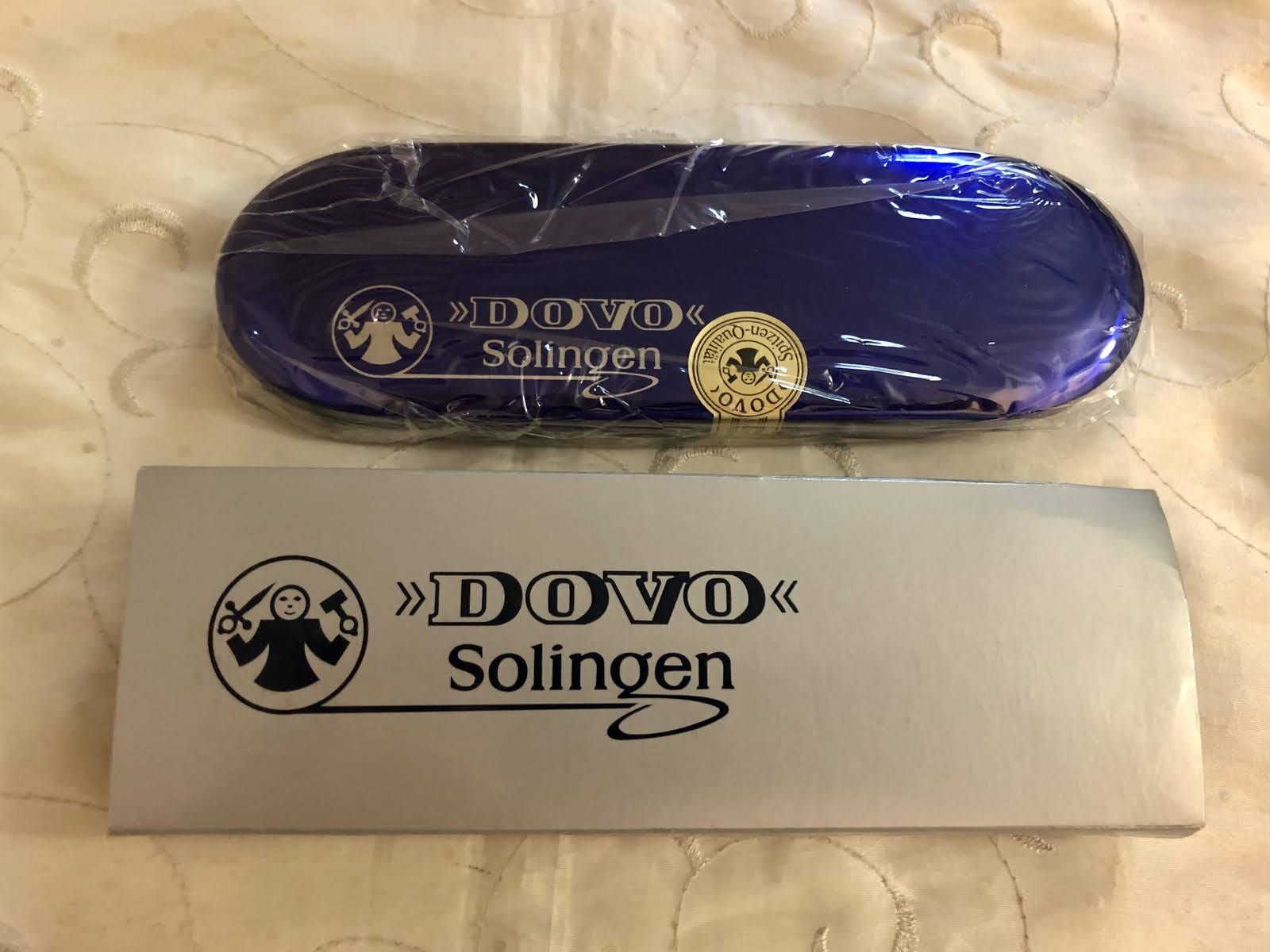 Dovo Straight Razor Carbon, Ebony Wood Handle