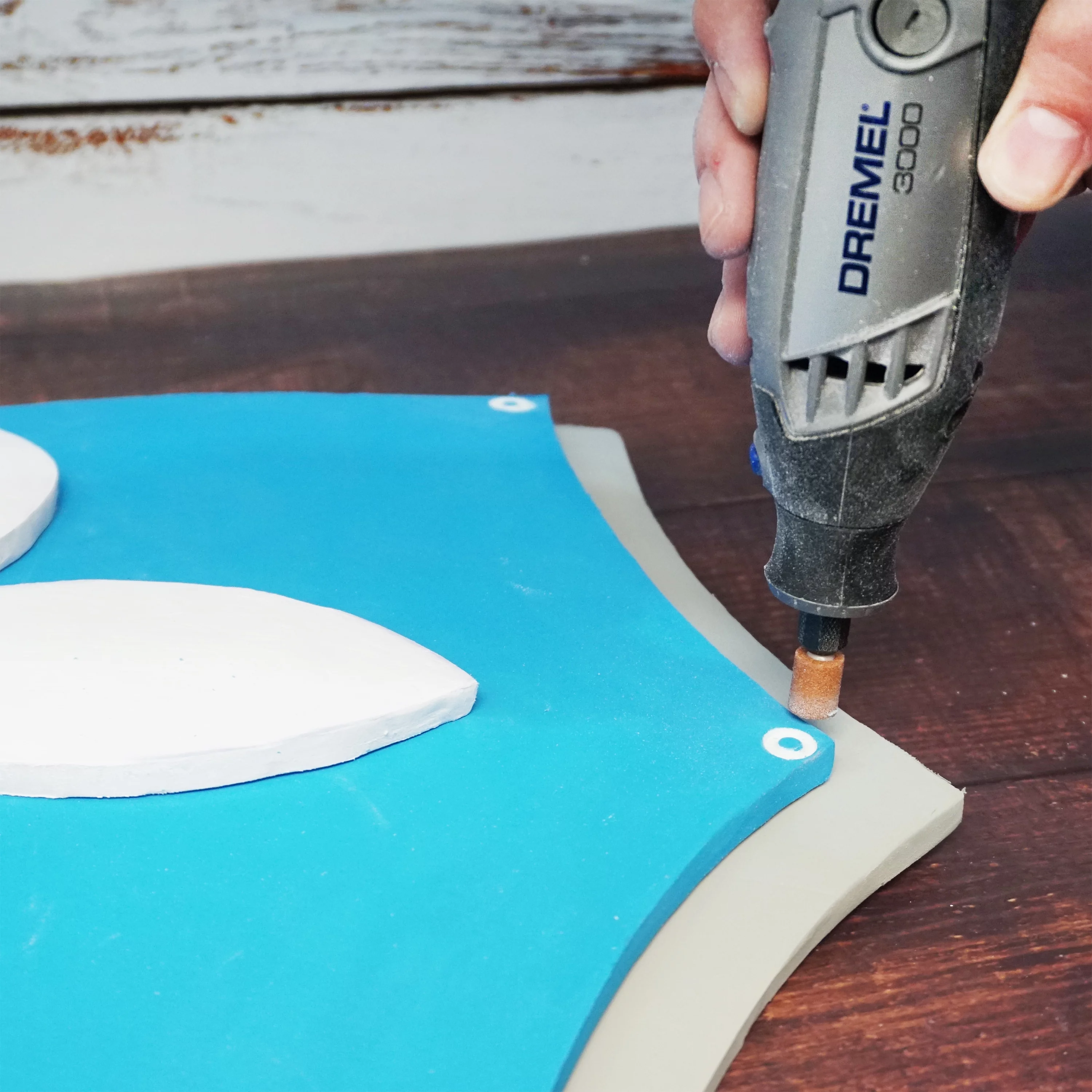 Dremel 3000-2/28 Variable Speed Rotary Tool Kit, 2 Attachments & 28 Accessories, Perfect for Routing, Metal Cutting, Wood Carving, and Polishing