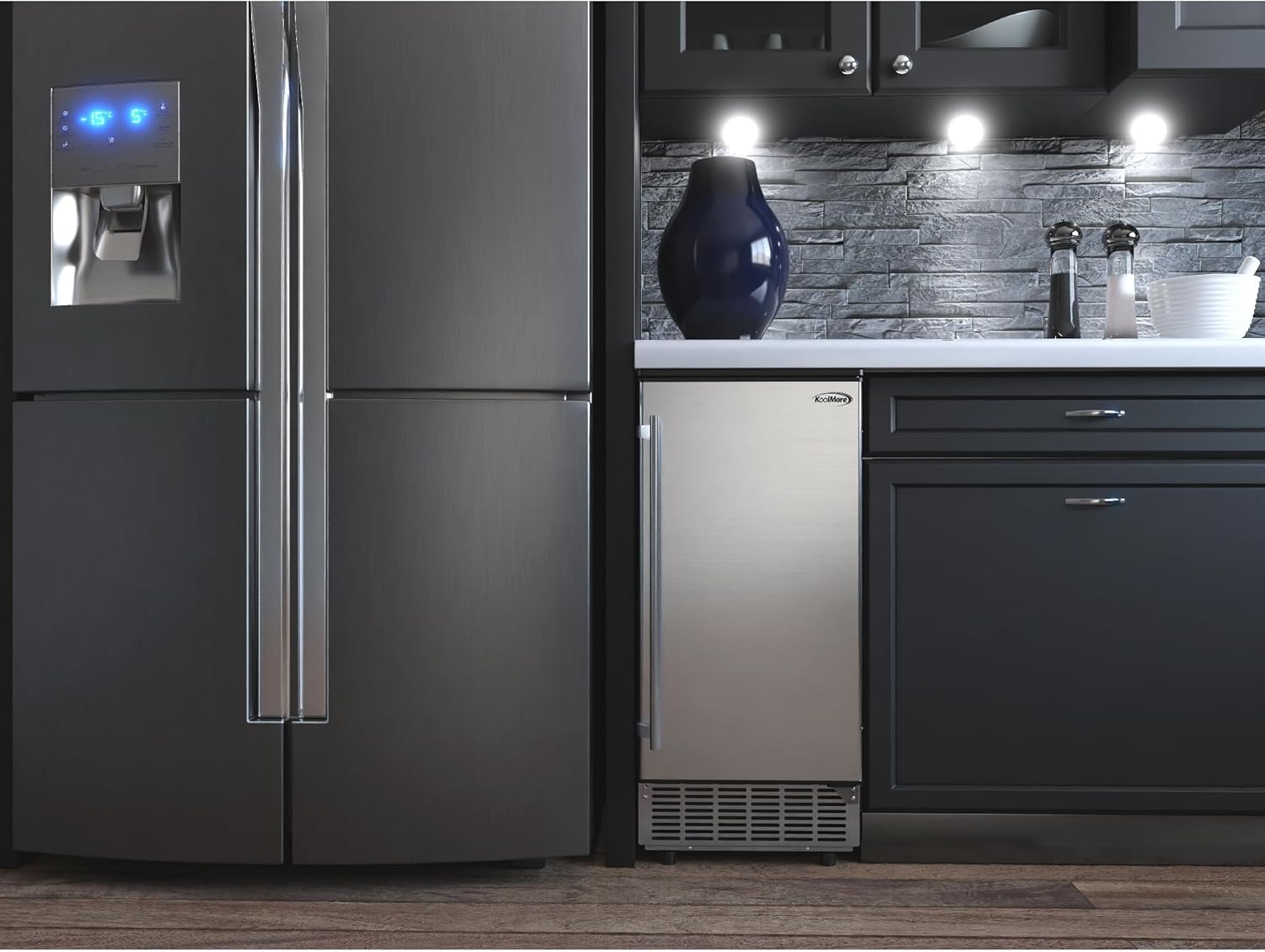 KoolMore Stainless-Steel Built-in Ice Maker Machine with Large 25 lb. Cube Storage Basket, Full Cube Production, Fast Ice Making Time, Free-Standing/Under-Counter - 75lbs of Ice per Day (BIM75-BS)