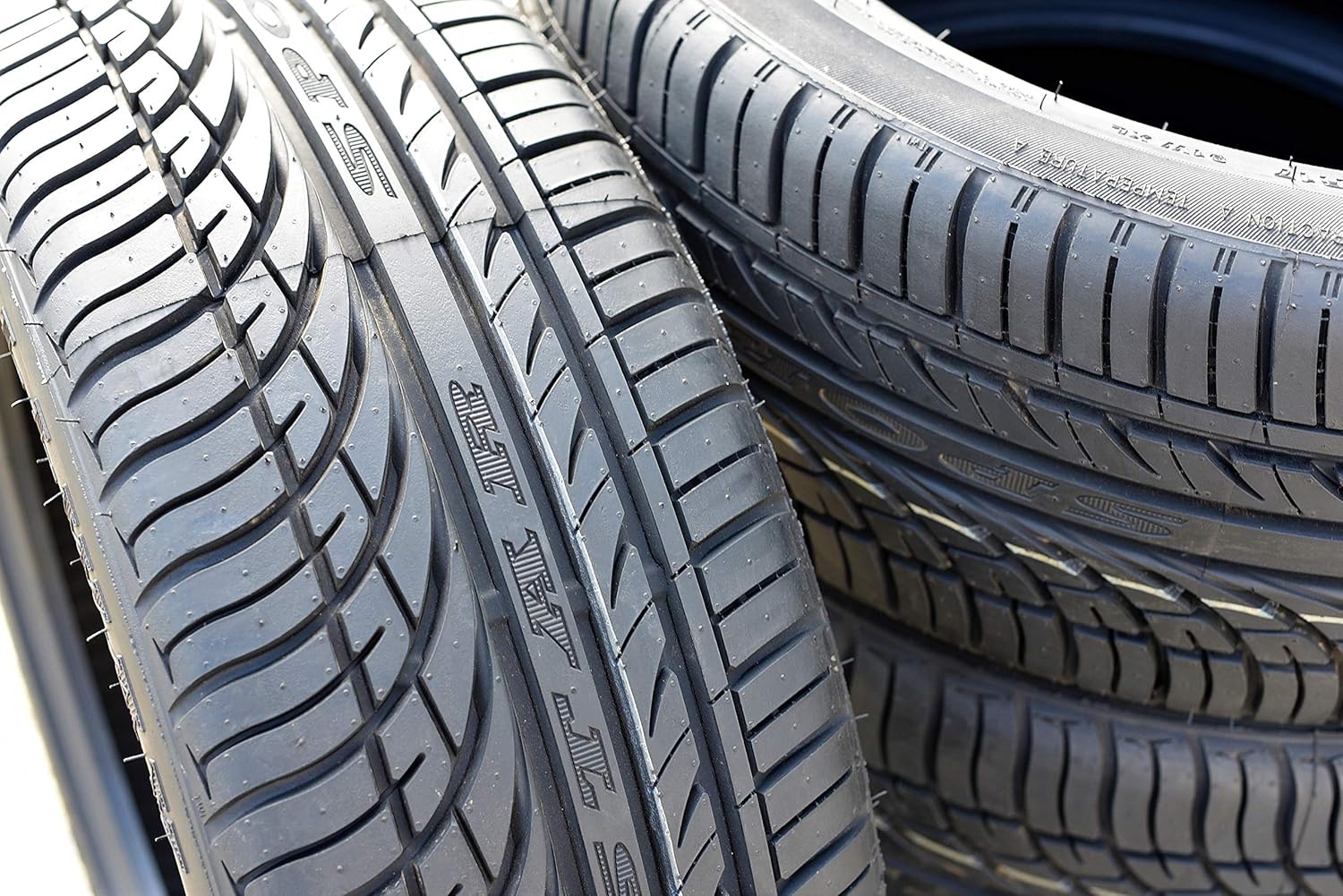 Set of 4 (FOUR) Fullway HP108 All-Season Performance Radial Tires-185/60R15 185/60/15 185/60-15 84H Load Range SL 4-Ply BSW Black Side Wall
